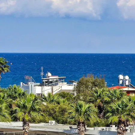 Lejlighed Charming 3-bed Duplex With Stunning Sea View *