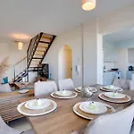 Appartement Charming 3-bed Duplex With Stunning Sea View *