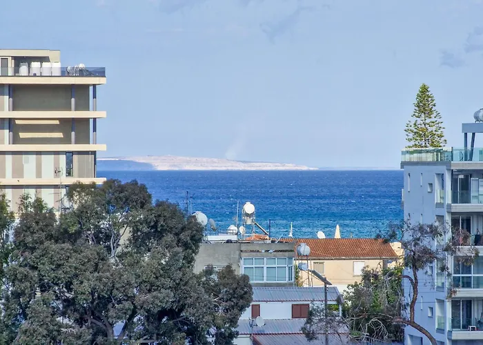 Charming 3-bed Duplex With Stunning Sea View