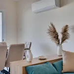 Charming 3-bed Duplex With Stunning Sea View *
