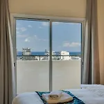 Charming 3-bed Duplex With Stunning Sea View Appartamento