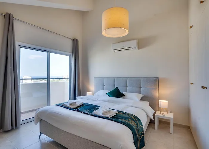 Charming 3-bed Duplex With Stunning Sea View * Larnaca